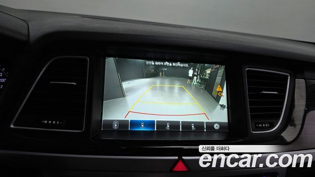 Genesis G80 2018 — photo 14