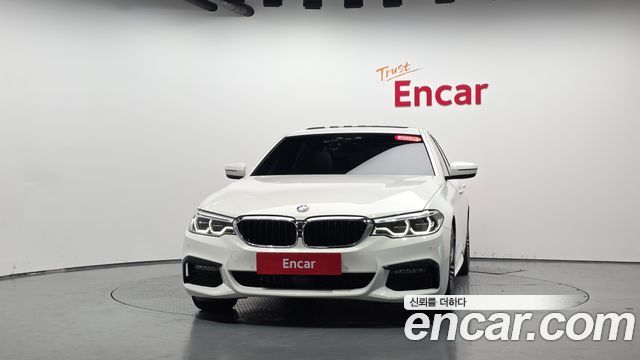 BMW 5-Series 2019 — photo 3