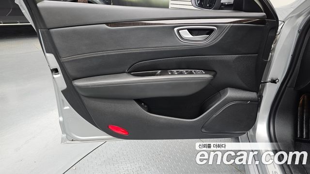 Renault Korea SM6 2017 — photo 14