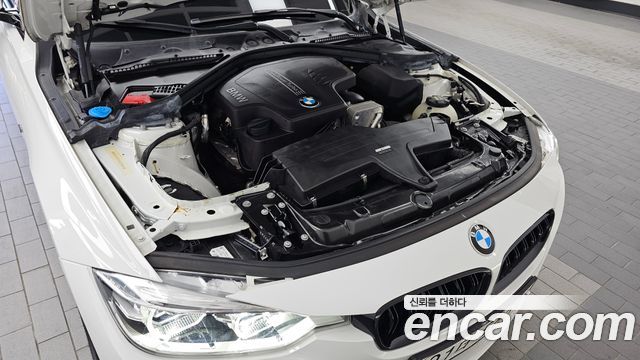 BMW 3-Series 2017 — photo 6