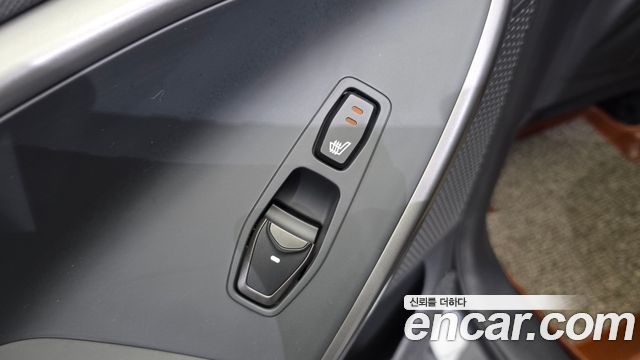 Hyundai Santafe 2018 — photo 18