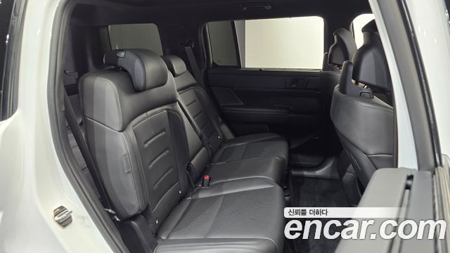 Hyundai Santafe 2024 — photo 17