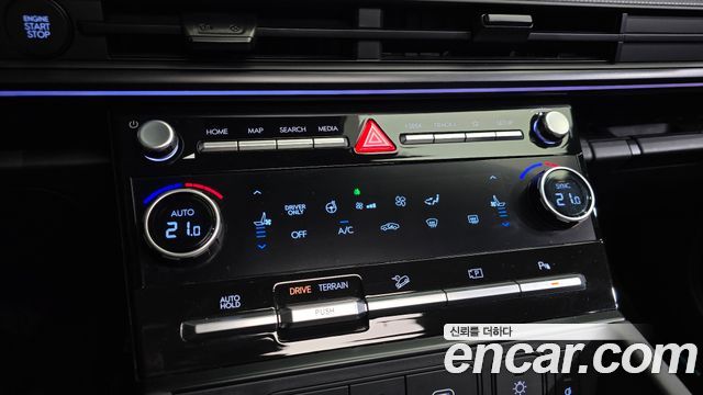 Hyundai Santafe 2024 — photo 23