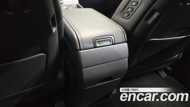 Hyundai Santafe 2024 — photo 34