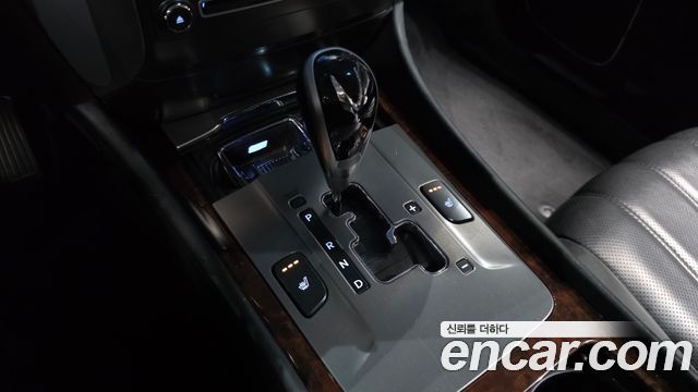 Hyundai Equus 2011 — photo 9