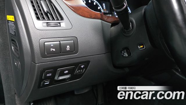 Hyundai Equus 2011 — photo 14