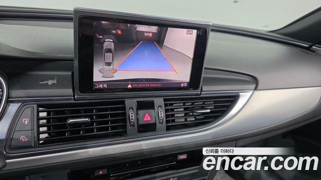 Audi A6 2018 — photo 24