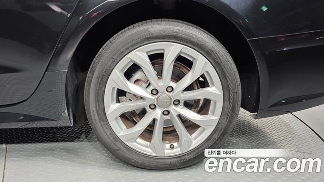 Audi A6 2018 — photo 7