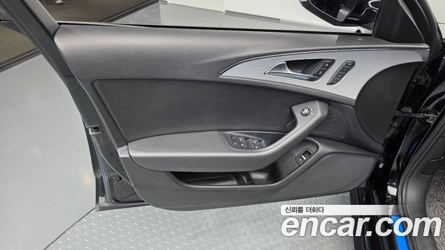 Audi A6 2018 — photo 14