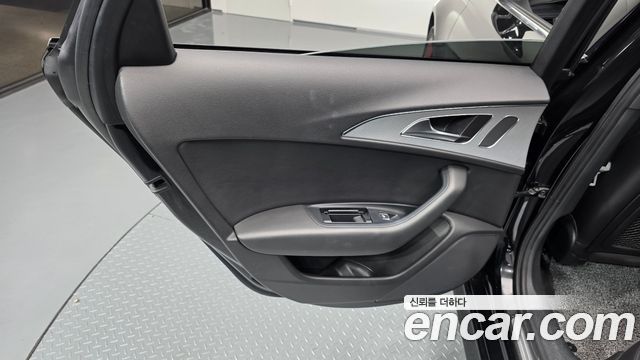 Audi A6 2018 — photo 15