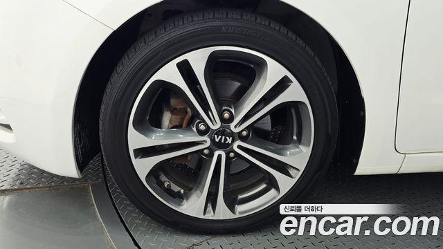 Kia K3 2014 — photo 5