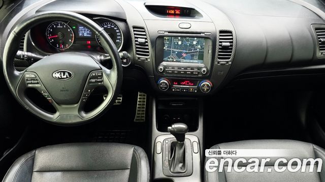 Kia K3 2014 — photo 7