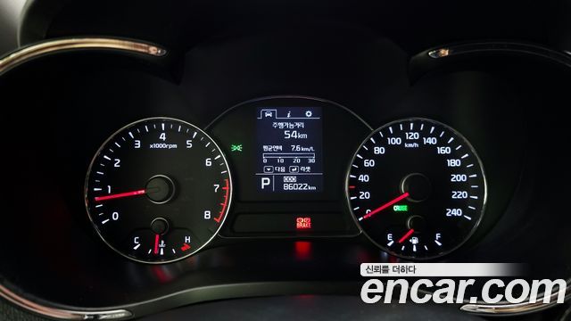 Kia K3 2014 — photo 8
