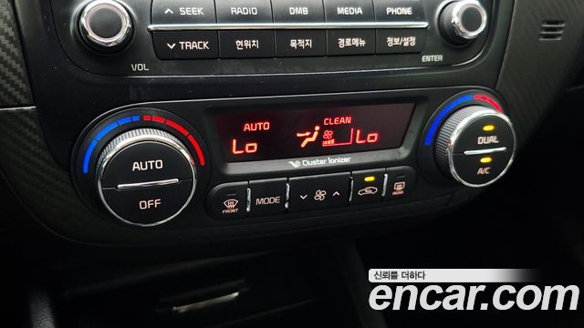 Kia K3 2014 — photo 17