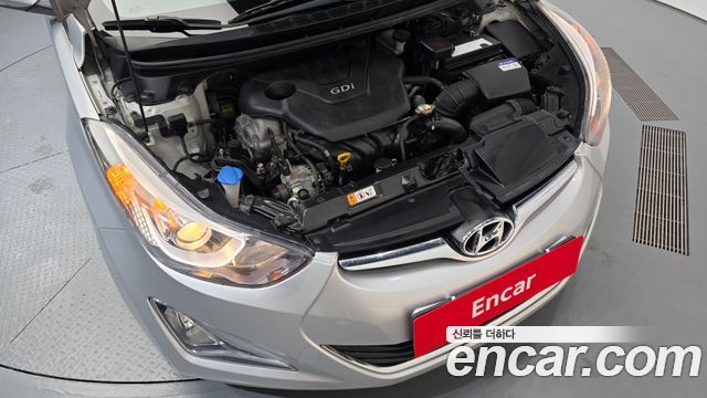 Hyundai AVANTE 2014 — photo 6