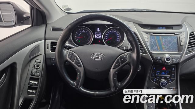 Hyundai AVANTE 2014 — photo 19