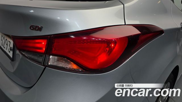 Hyundai AVANTE 2014 — photo 9