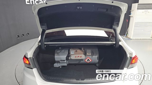 Hyundai Sonata 2019 — photo 20