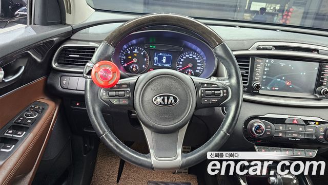 Kia Sorento 2017 — photo 12