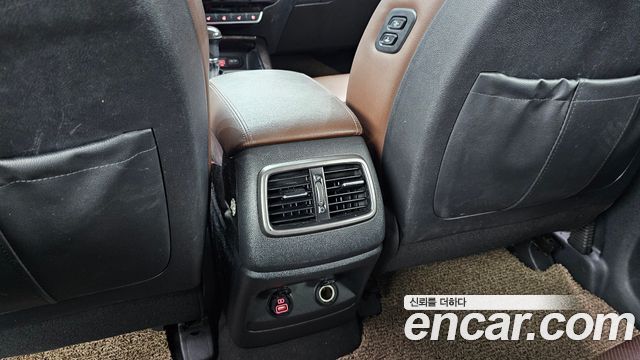 Kia Sorento 2017 — photo 19