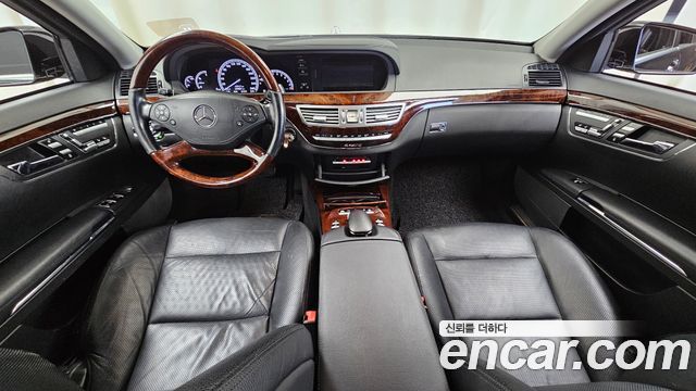 Mercedes-Benz S-Class 2012 — photo 7