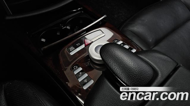 Mercedes-Benz S-Class 2012 — photo 9