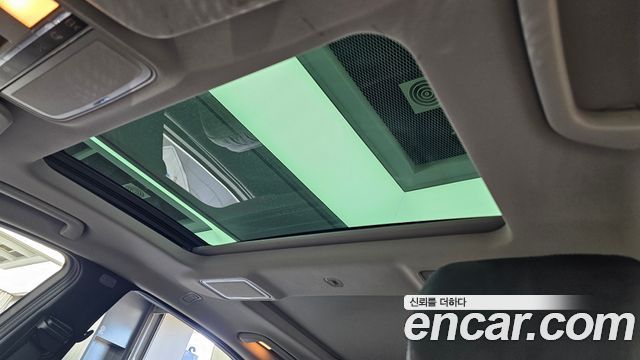 Mercedes-Benz S-Class 2012 — photo 18