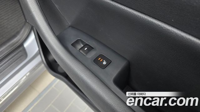Hyundai Sonata 2016 — photo 30