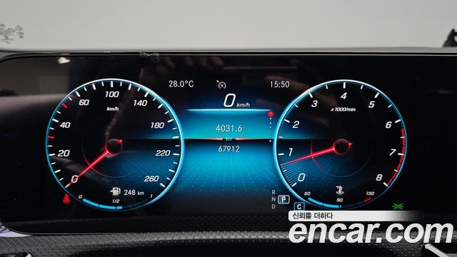 Mercedes-Benz A-Class 2021 — photo 11