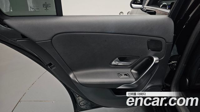 Mercedes-Benz A-Class 2021 — photo 15