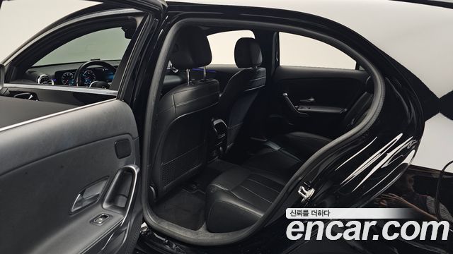 Mercedes-Benz A-Class 2021 — photo 16