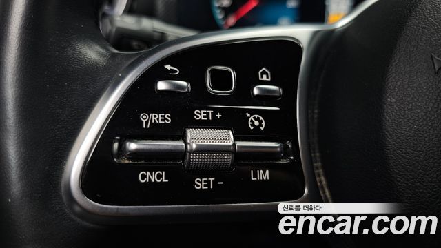 Mercedes-Benz A-Class 2021 — photo 28