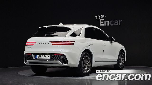 Genesis GV70 2023 — photo 2