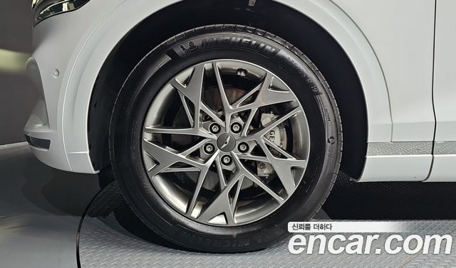 Genesis GV70 2023 — photo 5