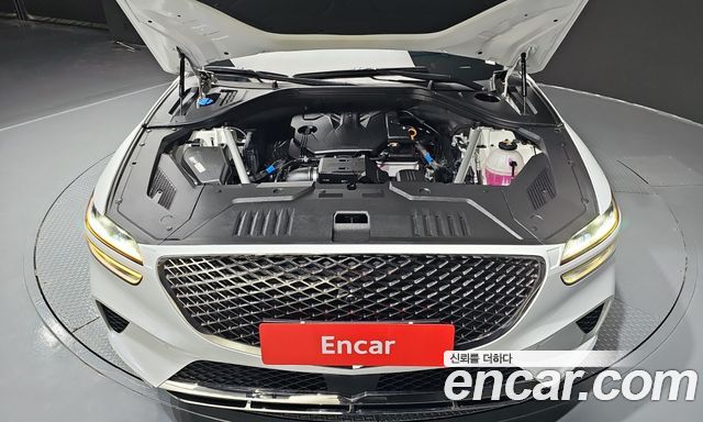 Genesis GV70 2023 — photo 6