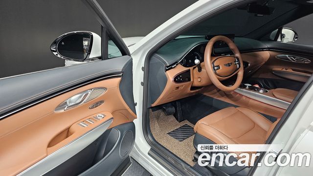 Genesis GV70 2023 — photo 13