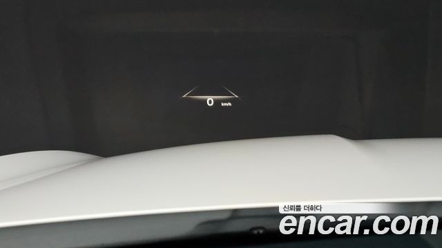 Genesis GV70 2023 — photo 18