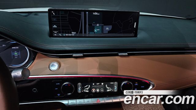 Genesis GV70 2023 — photo 20