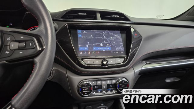 Chevrolet Korea Trailblazer 2021 — photo 18