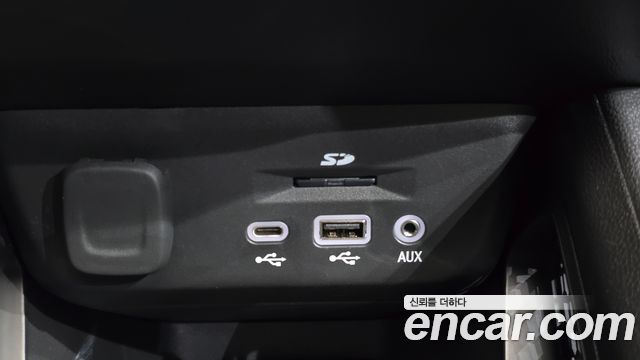 Chevrolet Korea Trailblazer 2021 — photo 34