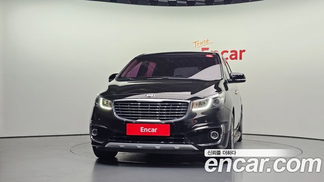 Kia Canival 2018 — photo 3