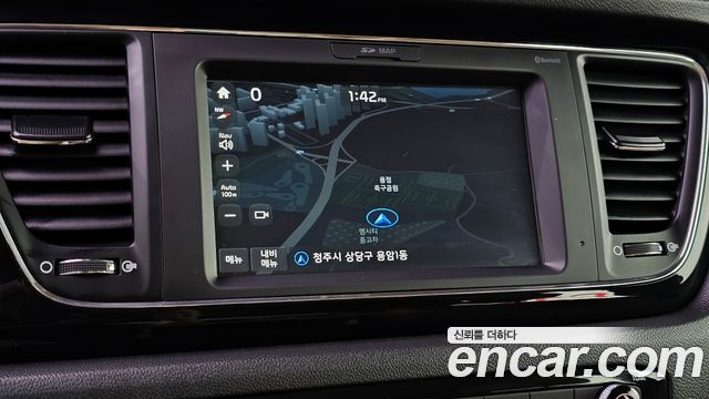 Kia Canival 2018 — photo 13