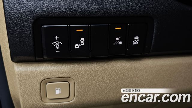 Kia Canival 2018 — photo 16