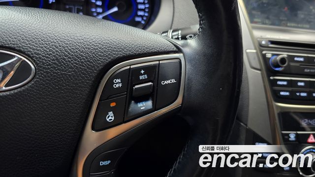 Hyundai Grandeur 2014 — photo 17