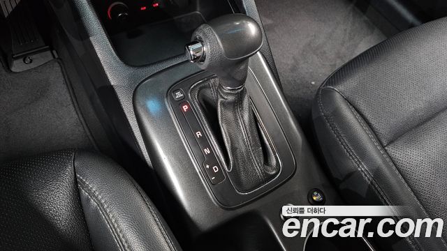 Kia K3 2014 — photo 12