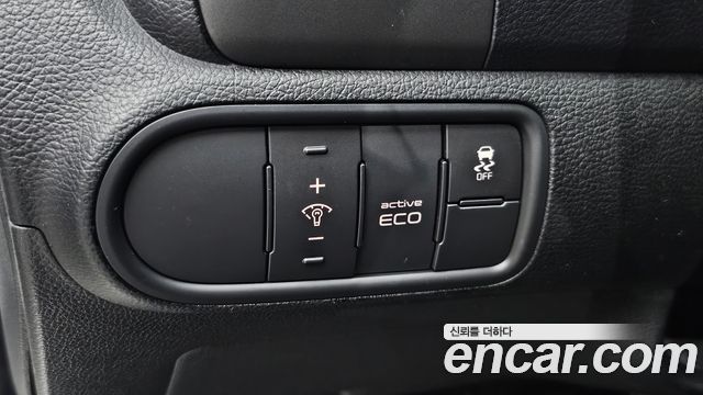 Kia K3 2014 — photo 26