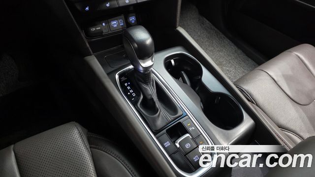 Hyundai Santafe 2019 — photo 12