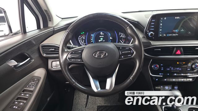 Hyundai Santafe 2019 — photo 18