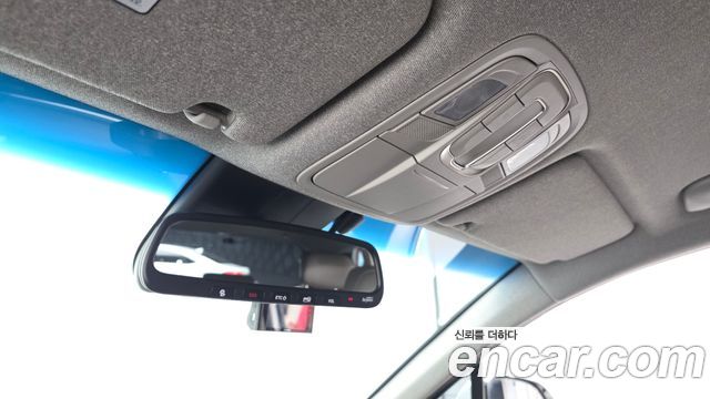 Hyundai Santafe 2019 — photo 22