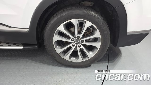 Hyundai Santafe 2019 — photo 7